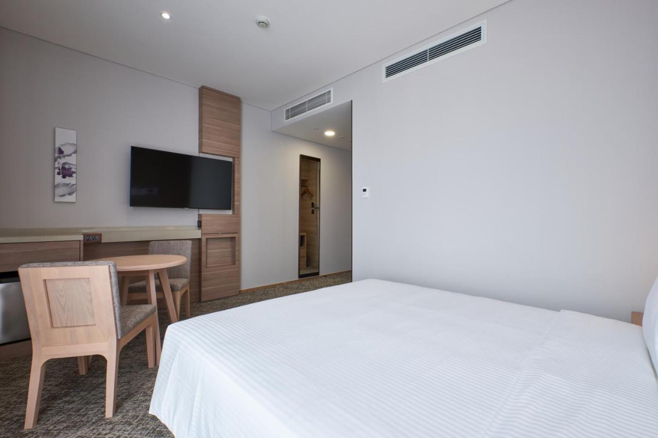 Hotel Sotetsu Grand Fresa Saigon 相鉄グランドフレッサ サイゴン Ho-Chi-Minh-Stadt Exterior foto
